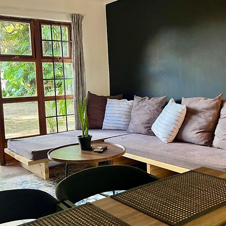 Loerieroep Estate - Mountainview Selfcatering Accommodation Nelspruit Mbombela Exteriör bild